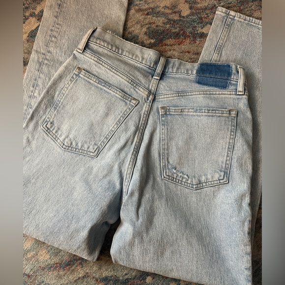Abercrombie & Fitch The 90’s Straight Low Rise Curve Love Jean - Picture 3 of 4